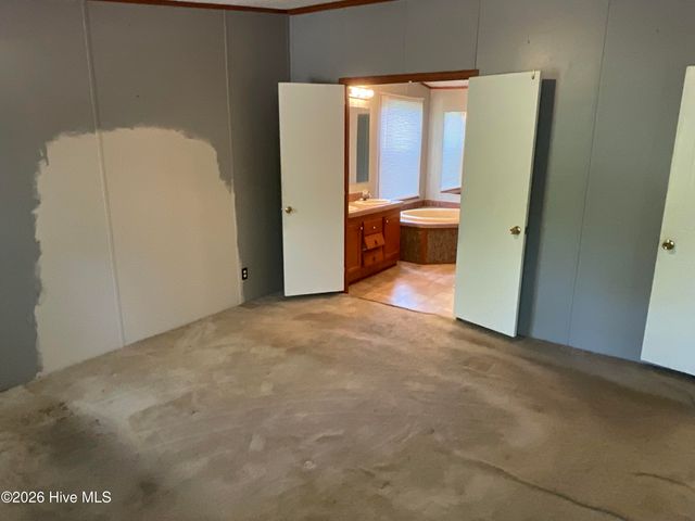 1220 Saint Johns Church Road, Hampstead, NC 28443
