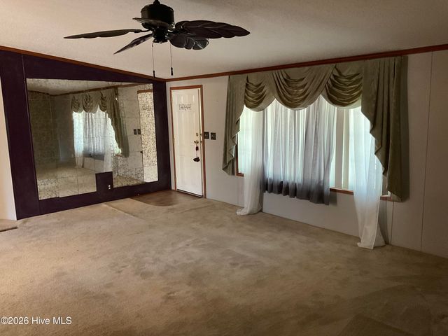 1220 Saint Johns Church Road, Hampstead, NC 28443