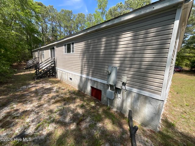 1220 Saint Johns Church Road, Hampstead, NC 28443