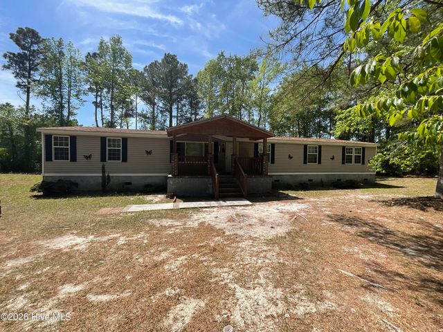 1220 Saint Johns Church Road, Hampstead, NC 28443