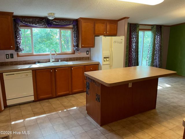 1220 Saint Johns Church Road, Hampstead, NC 28443