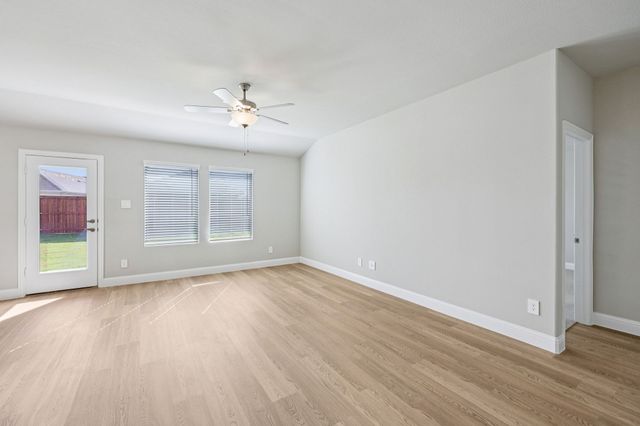 4216 Palestine Drive, Farmersville, TX 75442