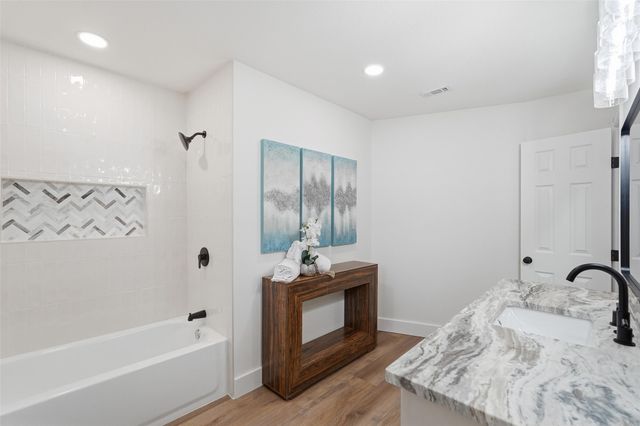 9938 John Flowers Road, Wills Point, TX 75169