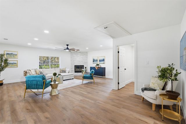 9938 John Flowers Road, Wills Point, TX 75169