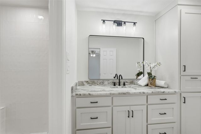 9938 John Flowers Road, Wills Point, TX 75169