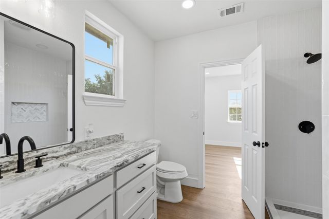 9938 John Flowers Road, Wills Point, TX 75169