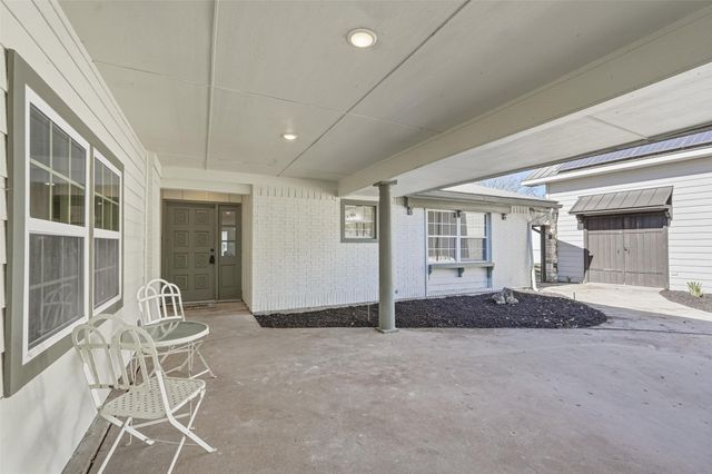 9938 John Flowers Road, Wills Point, TX 75169