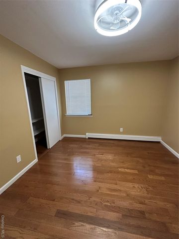 158 Farmers Avenue, Lindenhurst, NY 11757