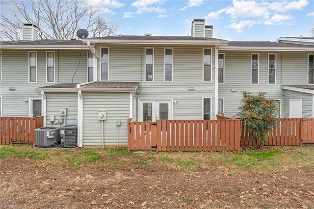 2650 Tantelon Place, Winston-salem, NC 27127