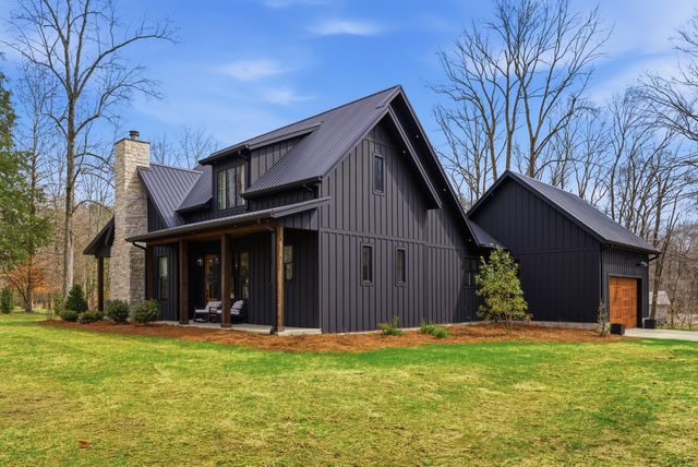 255 Lantern Way, Jamestown, KY 42629