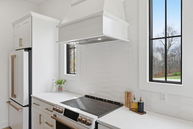 255 Lantern Way, Jamestown, KY 42629