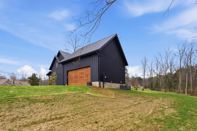 255 Lantern Way, Jamestown, KY 42629