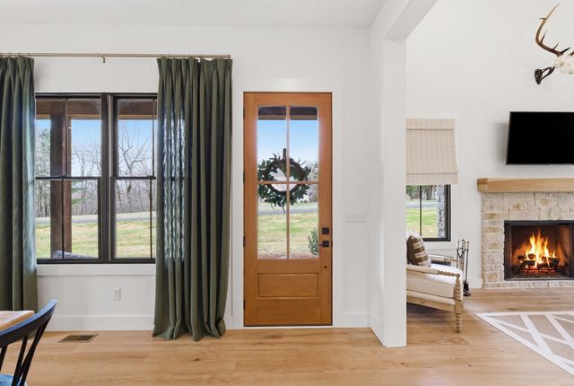 255 Lantern Way, Jamestown, KY 42629