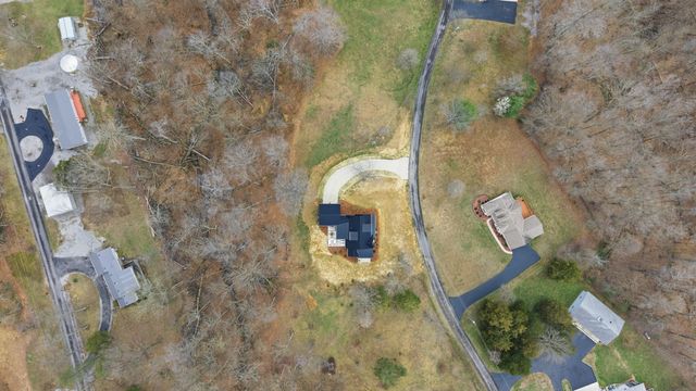 255 Lantern Way, Jamestown, KY 42629