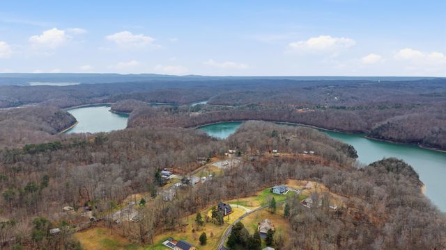 255 Lantern Way, Jamestown, KY 42629