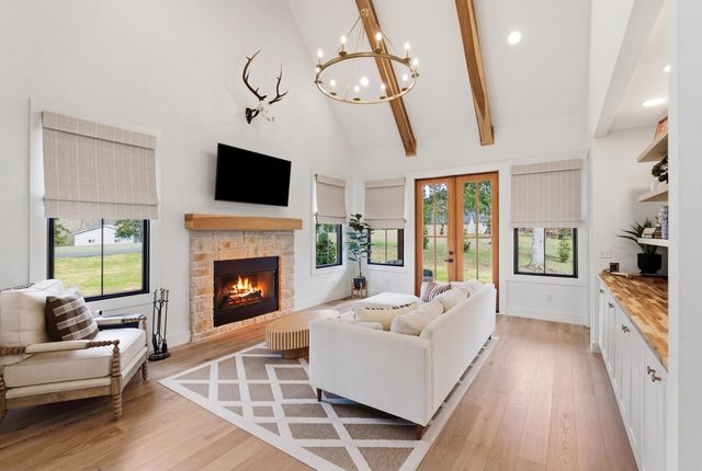 255 Lantern Way, Jamestown, KY 42629