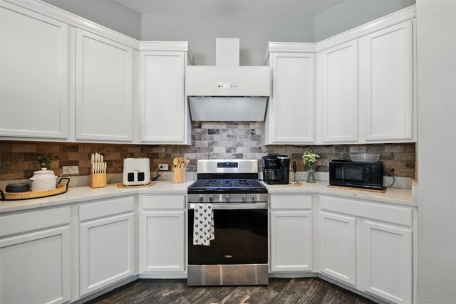 6121 Paddlefish Drive, Fort Worth, TX 76179