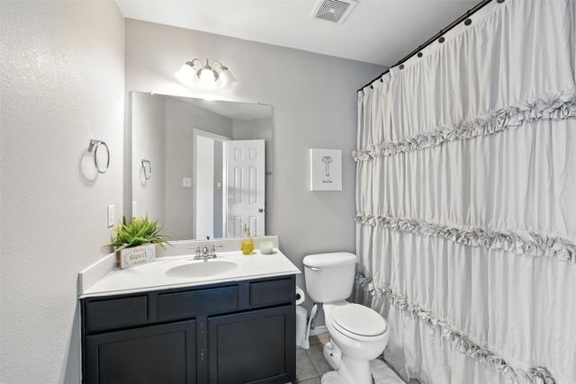 6121 Paddlefish Drive, Fort Worth, TX 76179