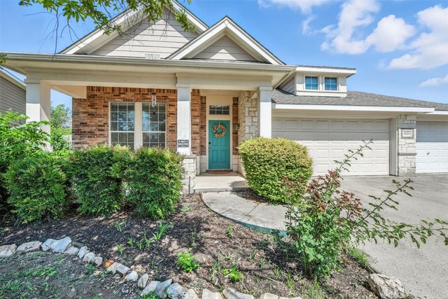 6121 Paddlefish Drive, Fort Worth, TX 76179