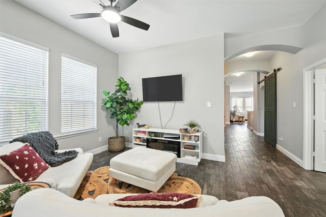 6121 Paddlefish Drive, Fort Worth, TX 76179