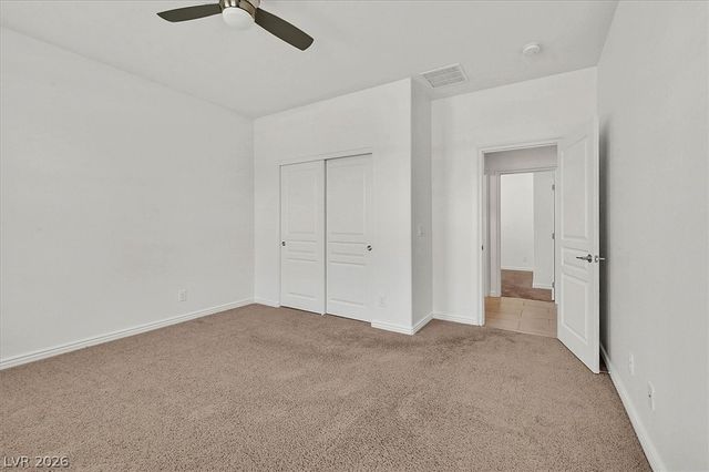 8013 Glimmerglass Avenue, Las Vegas, NV 89178