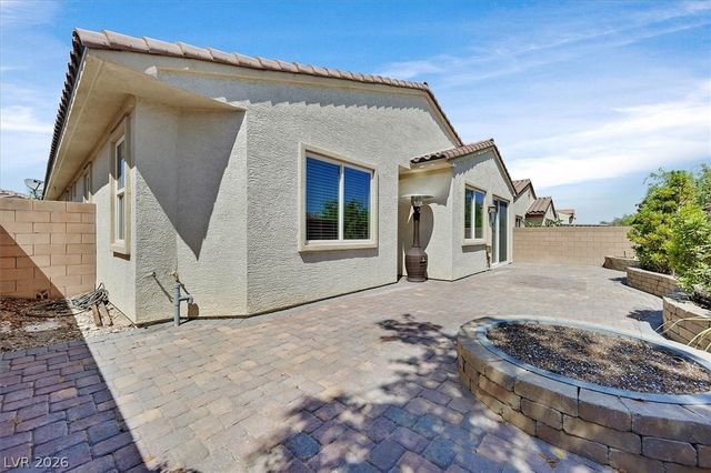 8013 Glimmerglass Avenue, Las Vegas, NV 89178