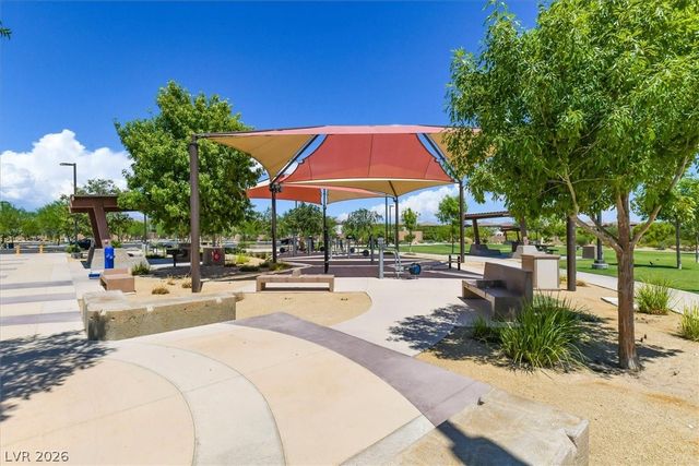 8013 Glimmerglass Avenue, Las Vegas, NV 89178