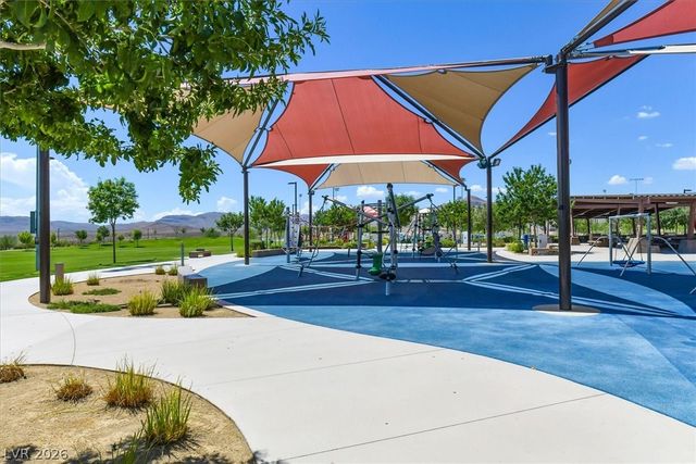 8013 Glimmerglass Avenue, Las Vegas, NV 89178