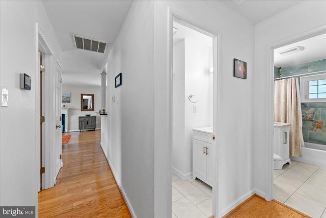 6327 EVERGLADES DR, Alexandria, VA 22312