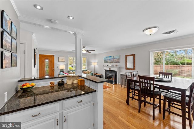 6327 EVERGLADES DR, Alexandria, VA 22312
