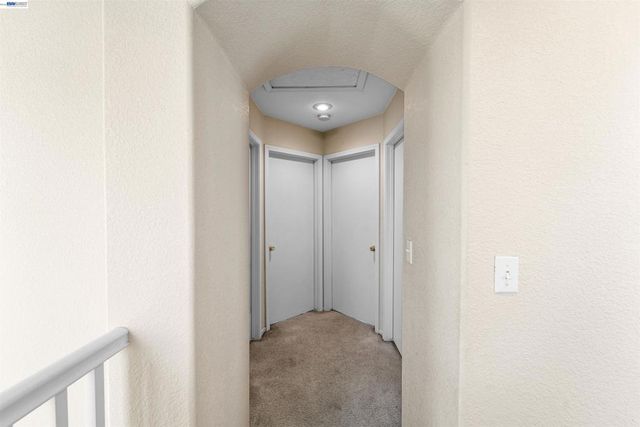1153 Syracuse Ln, Manteca, CA 95336