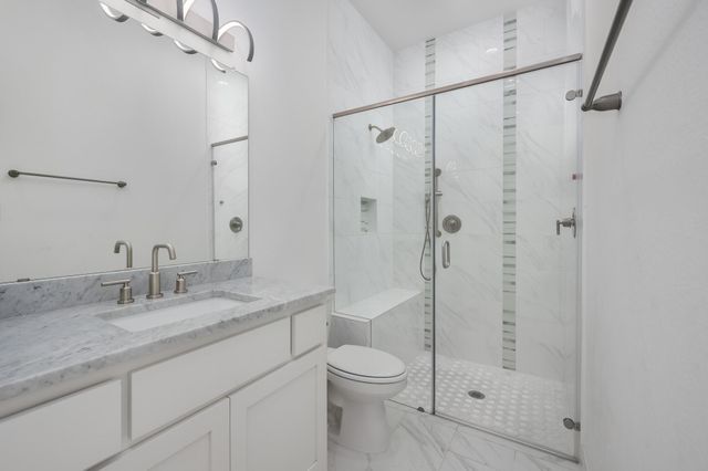 2502 Sunset Vista CIR, Spicewood, TX 78669