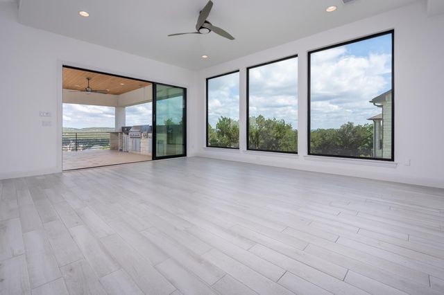 2502 Sunset Vista CIR, Spicewood, TX 78669