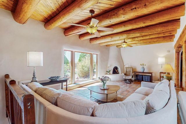 4 Athenas Way A+B, Espanola, NM 87532