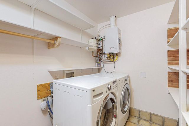 4 Athenas Way A+B, Espanola, NM 87532