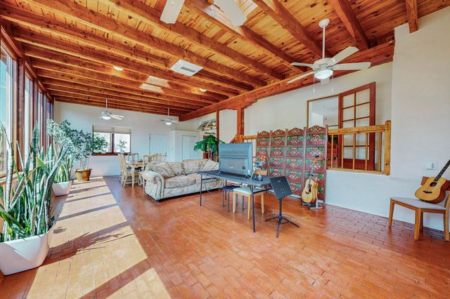 4 Athenas Way A+B, Espanola, NM 87532