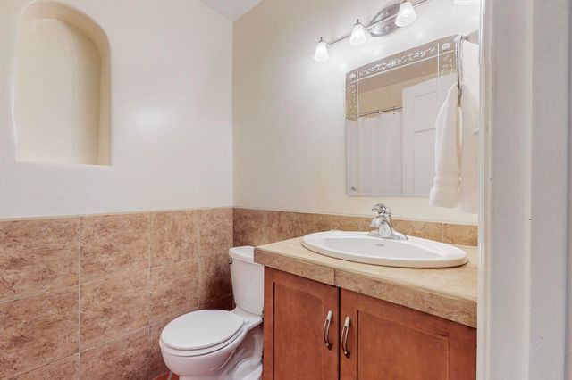 4 Athenas Way A+B, Espanola, NM 87532