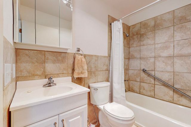 4 Athenas Way A+B, Espanola, NM 87532