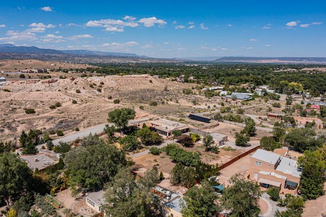 4 Athenas Way A+B, Espanola, NM 87532
