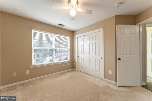 43792 SUNSET TER, Ashburn, VA 20147