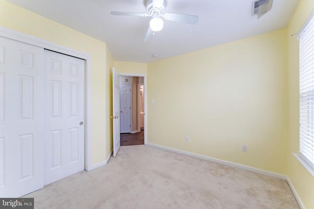 43792 SUNSET TER, Ashburn, VA 20147