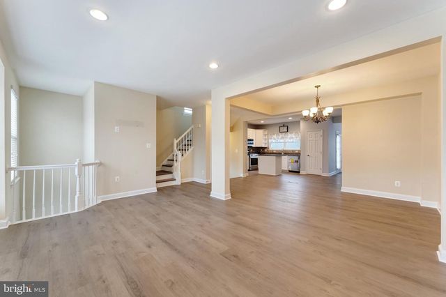 43792 SUNSET TER, Ashburn, VA 20147