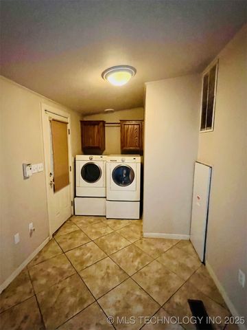 4826 Willis Drive, Kingston, OK 73439