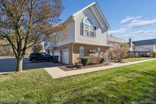 742 Olde English Circle, Howell, MI 48855