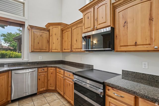 1972 W GOLDEN POND WAY, Orem, UT 84059