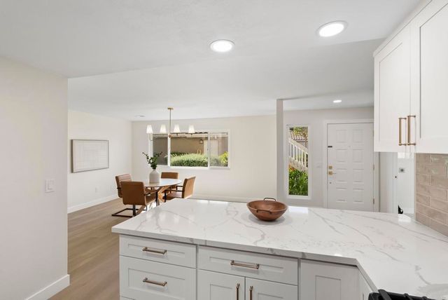 1344 Palomar Place 22, Vista, CA 92084