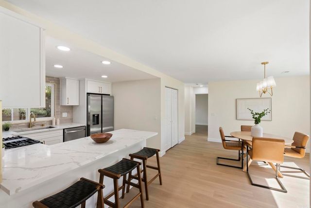 1344 Palomar Place 22, Vista, CA 92084