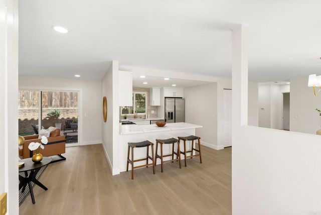 1344 Palomar Place 22, Vista, CA 92084