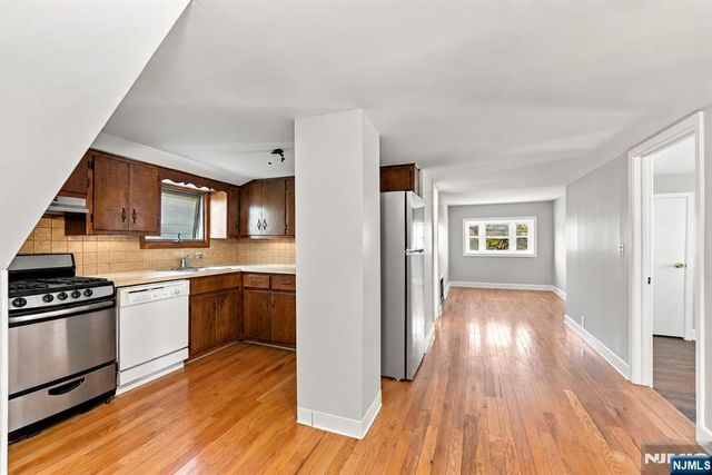 297 Lakeview Avenue, Clifton, NJ 07011