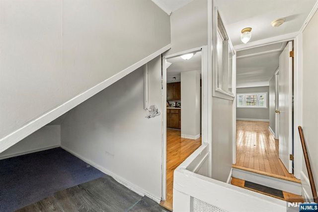 297 Lakeview Avenue, Clifton, NJ 07011